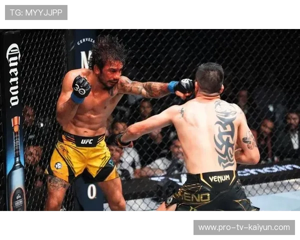 UFC拳手气势拉满，出场背景音乐引爆现场